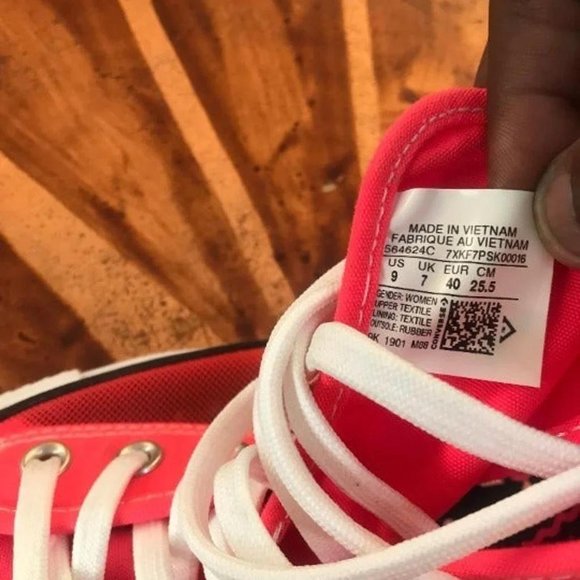 Women Pink Translucent Converse - Picture 2 of 6